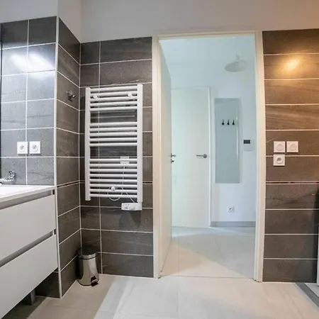 Marina Bay Apartment Antibes